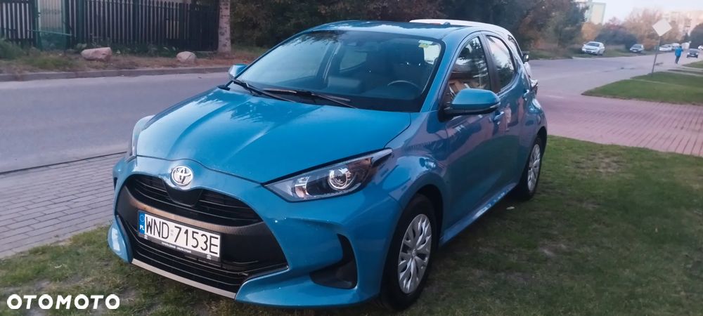 Toyota Yaris - 4