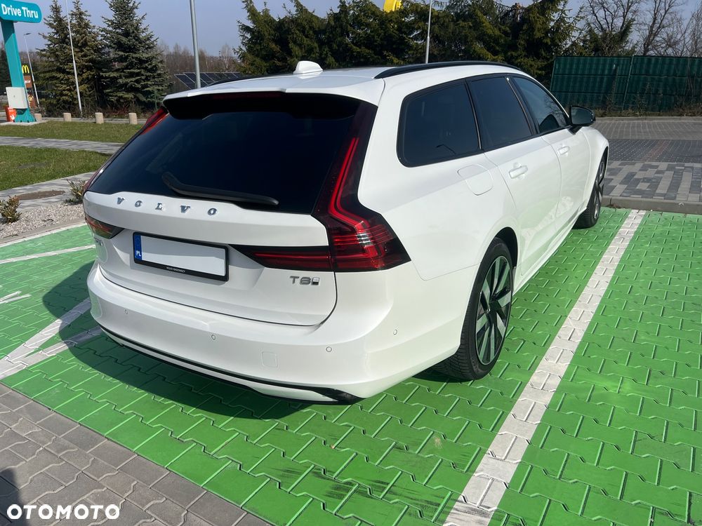 Volvo V90 T8 AWD Plug-In Hybrid Ultimate Dark - 18