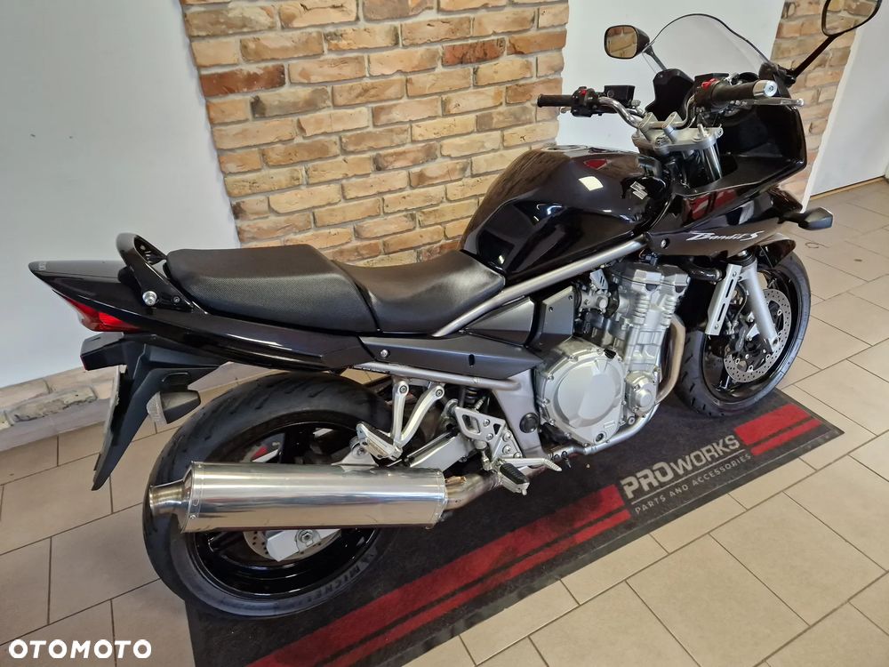 Suzuki Bandit - 27