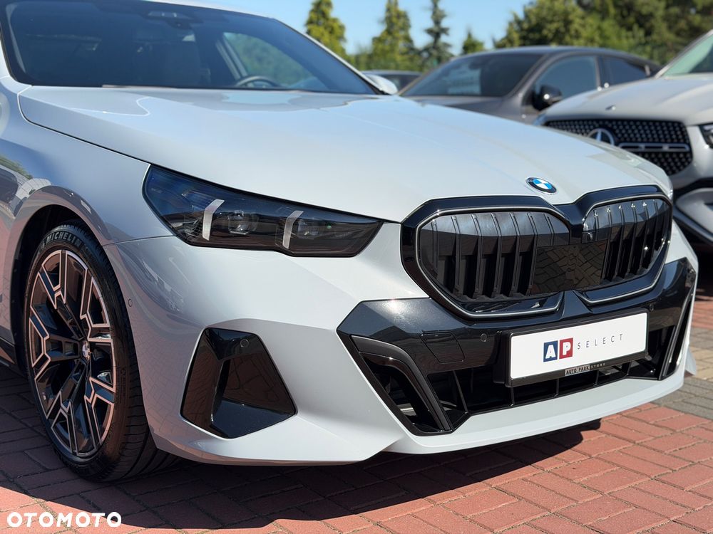 BMW Seria 5 520d xDrive mHEV M Sport - 41