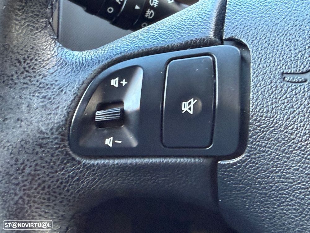 Kia Ceed S Coupé 1.4 CVVT EX ISG - 24