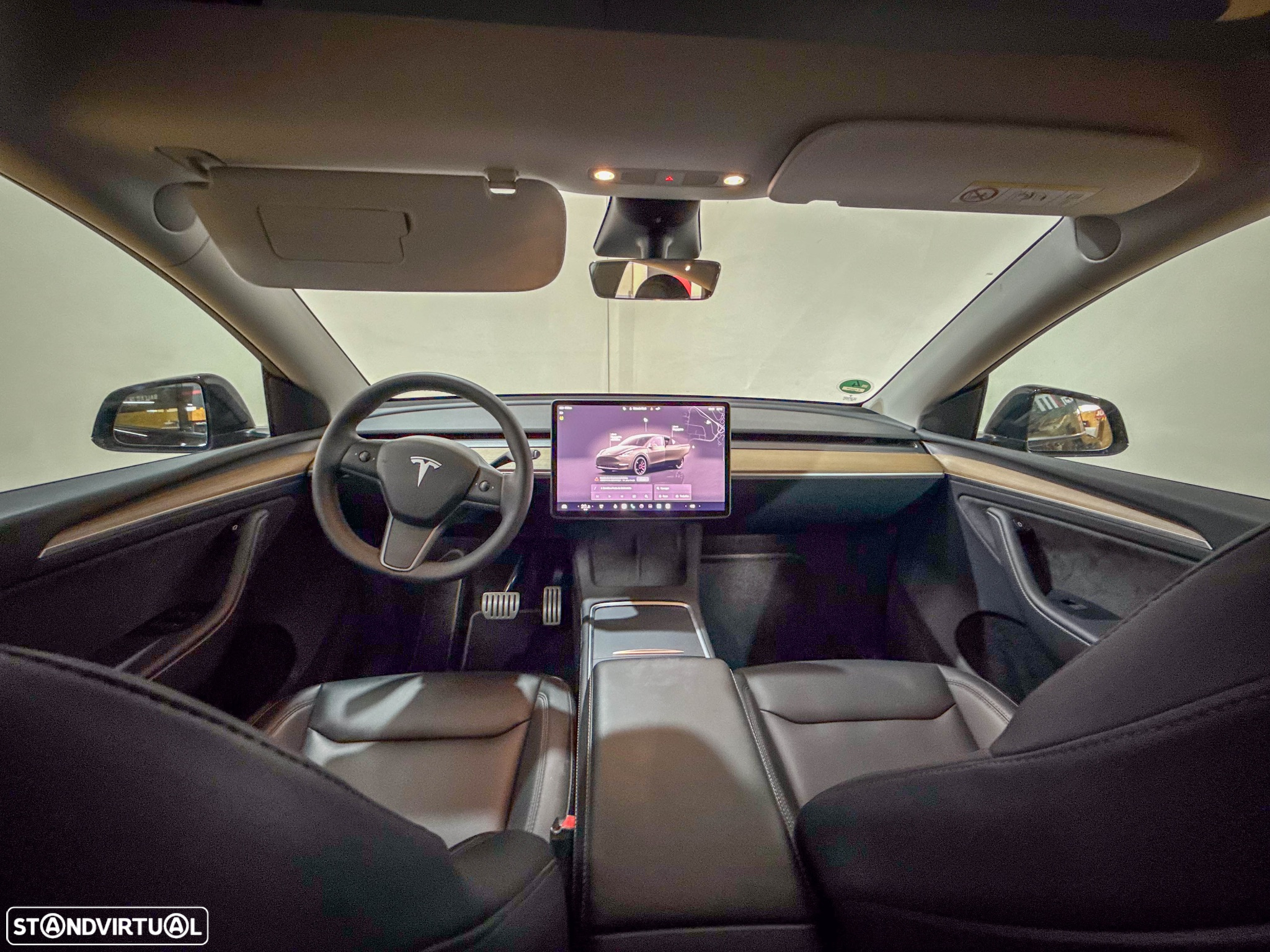 Tesla Model Y Performance Dual Motor AWD - 18