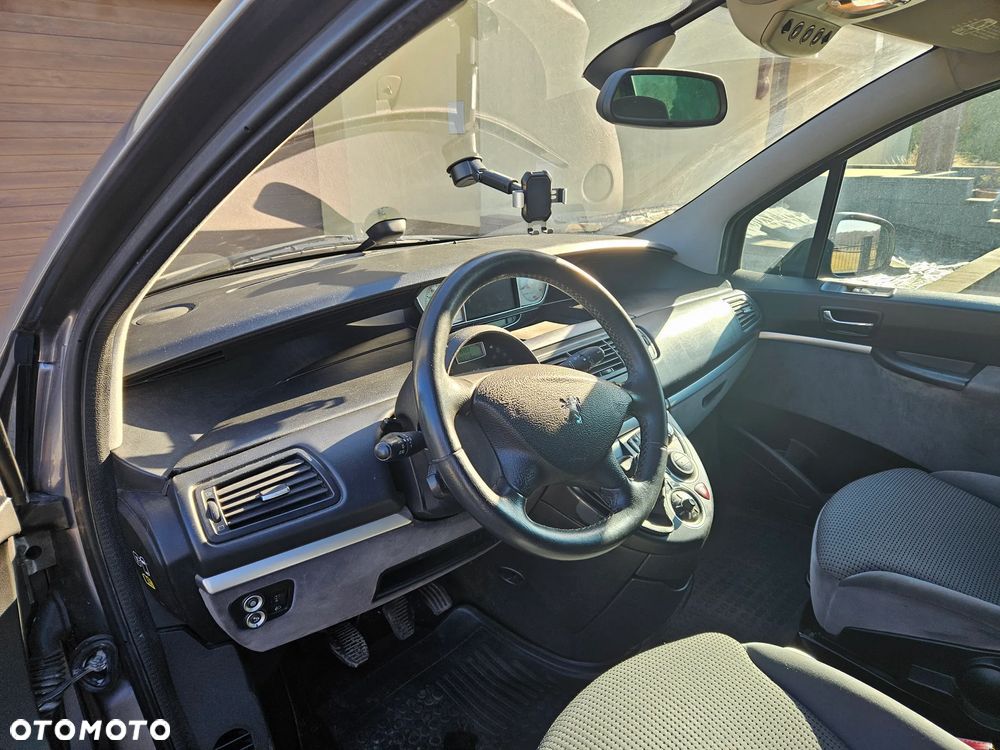 Peugeot 807 2.0 HDi Premium - 8