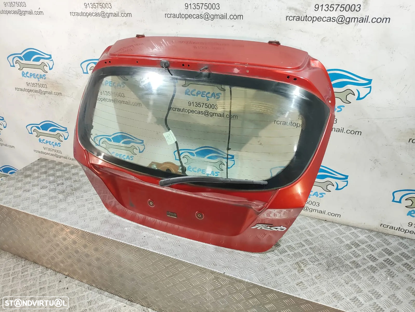 Porta / Tampa da Mala Ford Fiesta VI 6 MK6 em Vermelho / Vermelha - 5