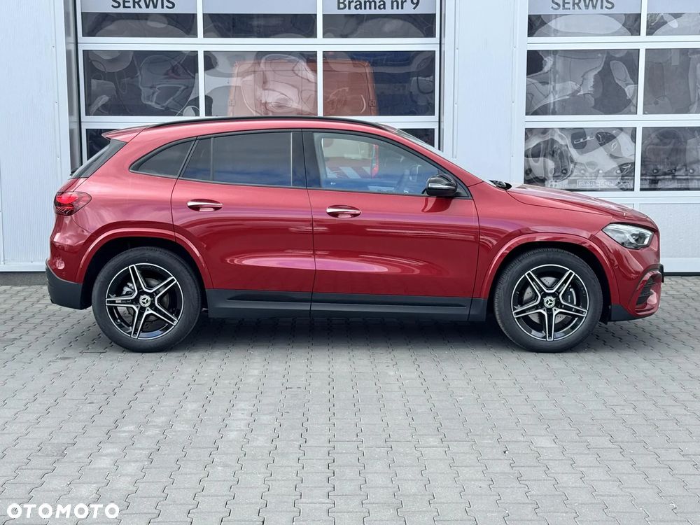 Mercedes-Benz GLA 200 mHEV AMG Line 7G-DCT - 8