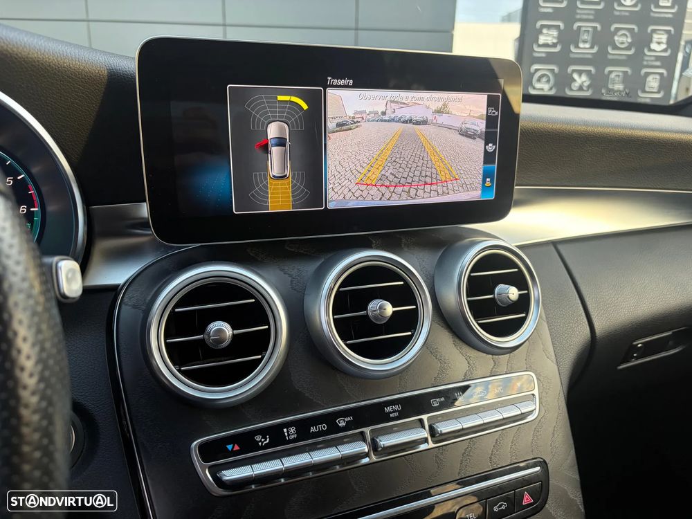 Mercedes-Benz C 300 de AMG Line - 11