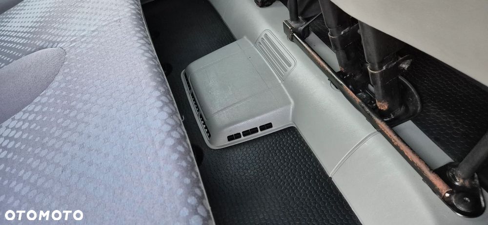 Renault Trafic L1H1 Pack Clim - 26