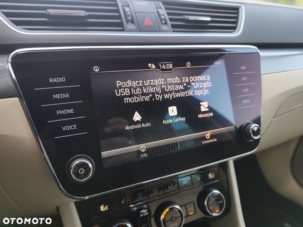 Skoda Superb 2.0 TDI SCR Style DSG - 33