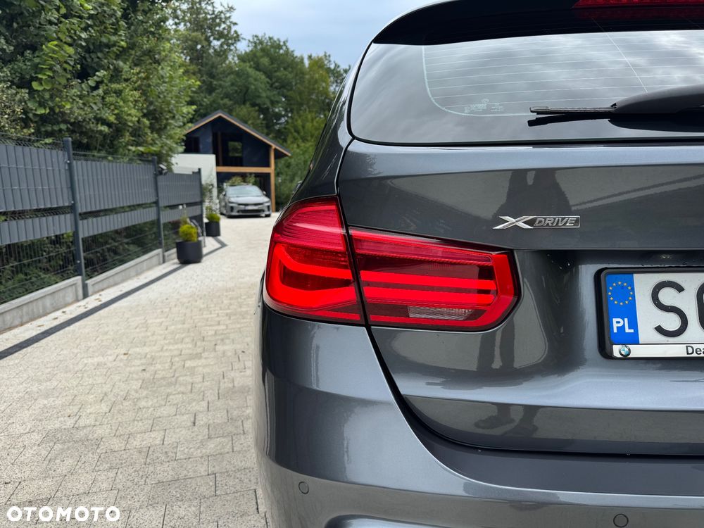 BMW Seria 3 320d xDrive Sport - 25