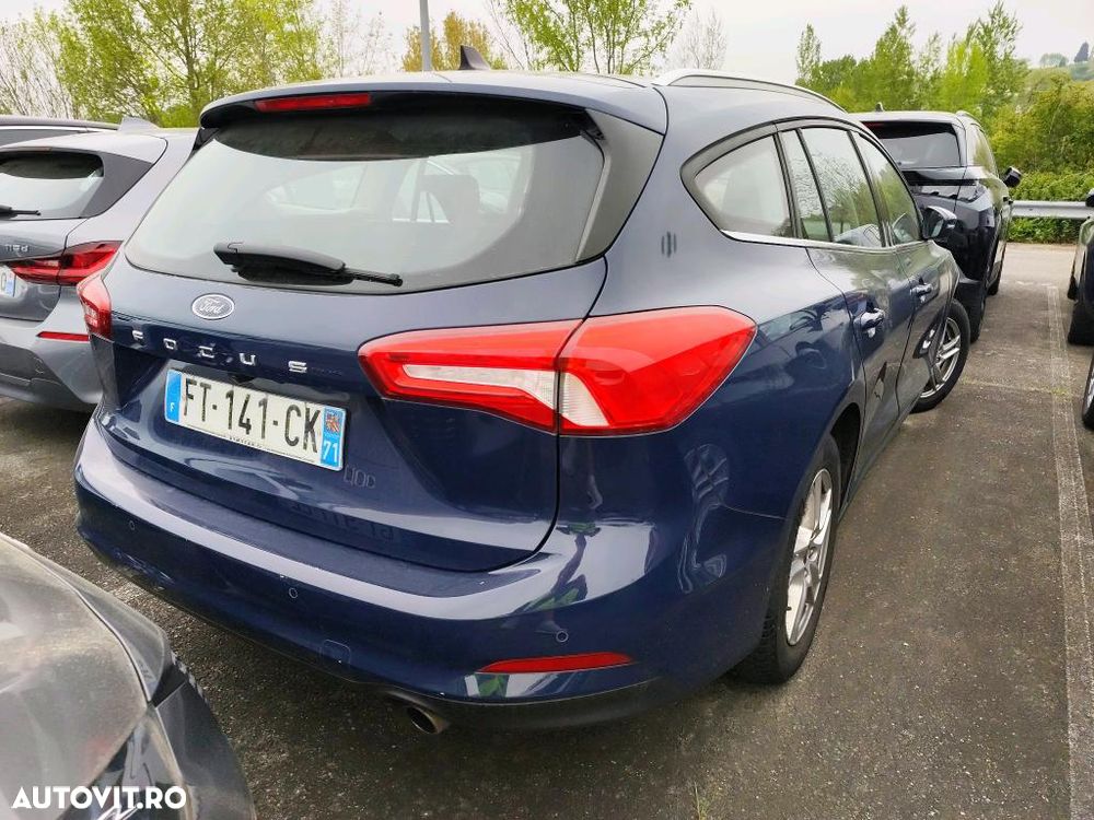 Ford Focus 1.5 EcoBlue Start-Stopp-System TITANIUM - 2
