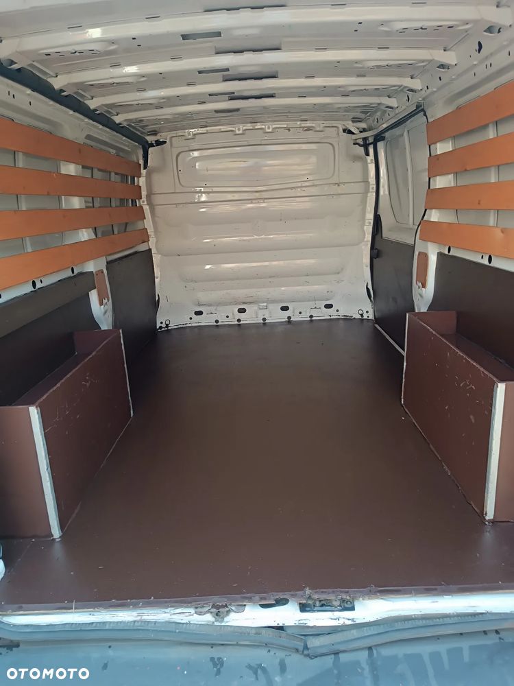 Opel Vivaro - 9