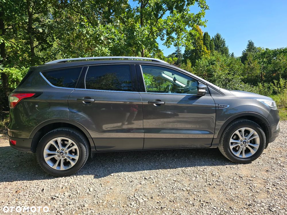 Ford Kuga 1.5 EcoBoost FWD Titanium ASS MMT6 - 17