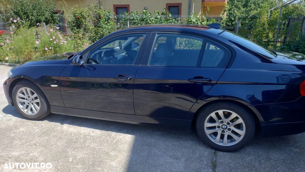 BMW Seria 3 318d - 6