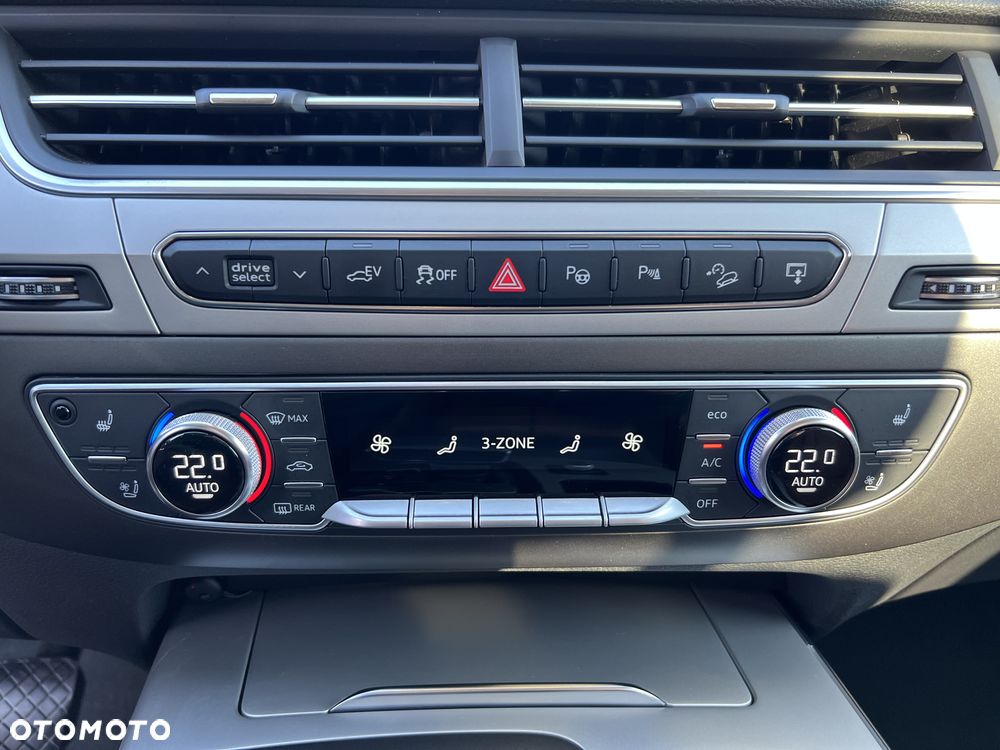 Audi Q7 - 36