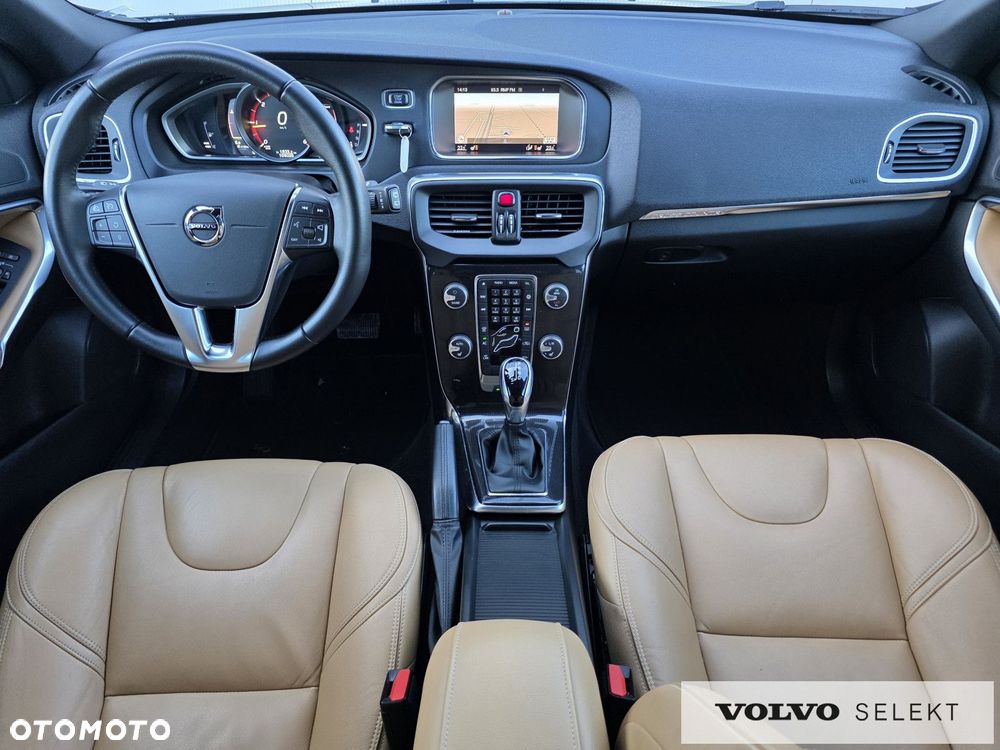 Volvo V40 - 11