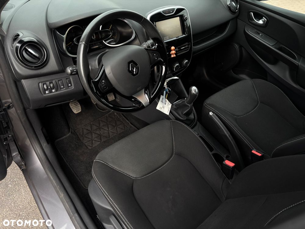 Renault Clio Energy dCi 90 Start & Stop Experience - 11