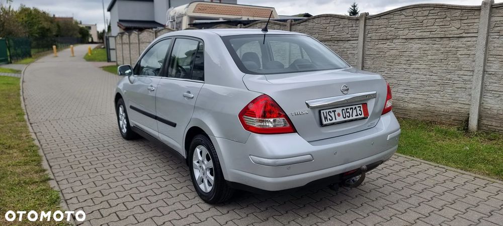 Nissan Tiida 1.6 acenta - 7