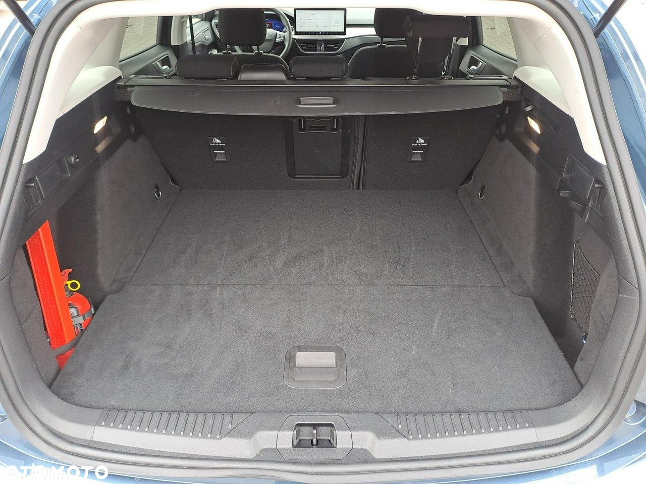 Ford Focus 1.0 EcoBoost mHEV Titanium X - 13