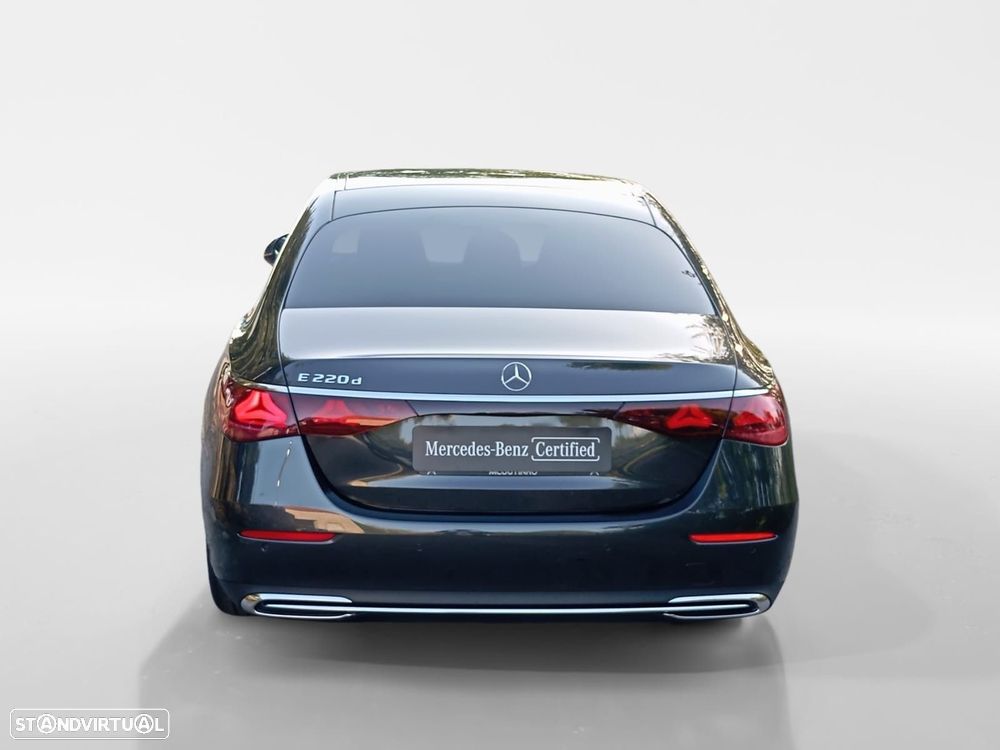 Mercedes-Benz E 220 d - 4