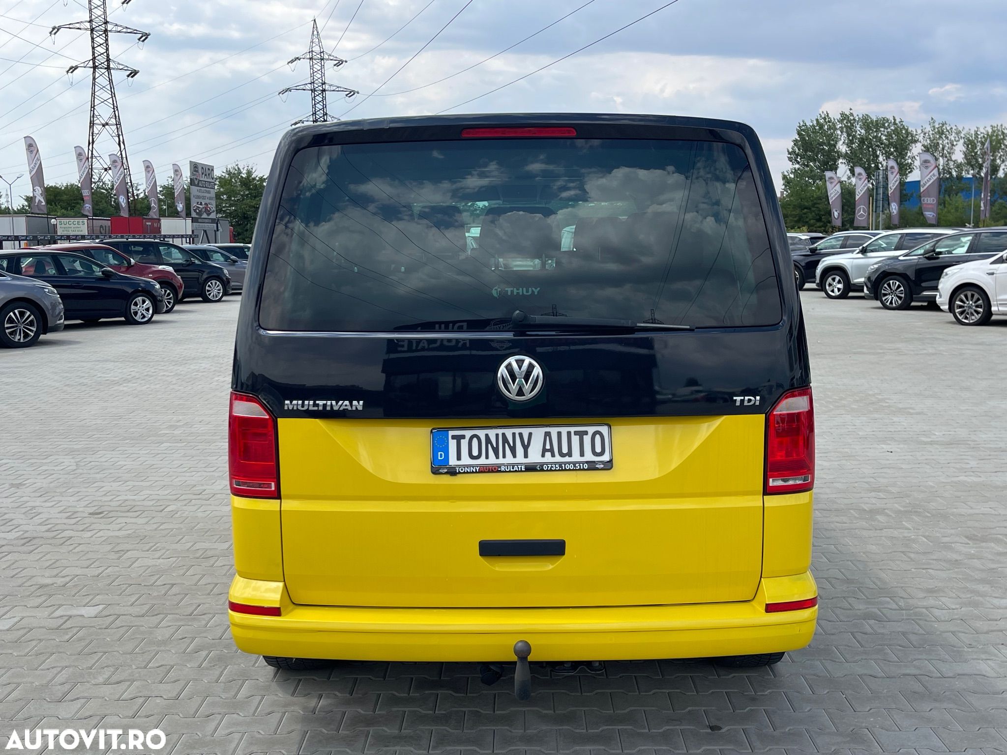 Volkswagen Multivan - 5