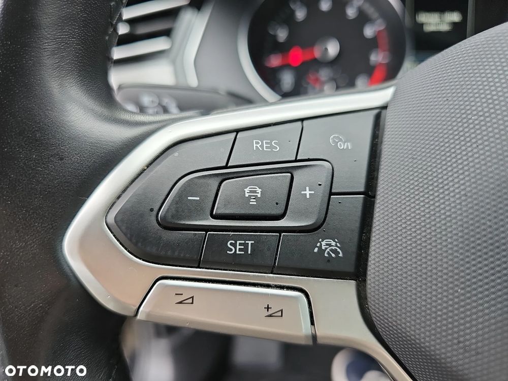 Volkswagen Passat 1.5 TSI EVO Business - 23