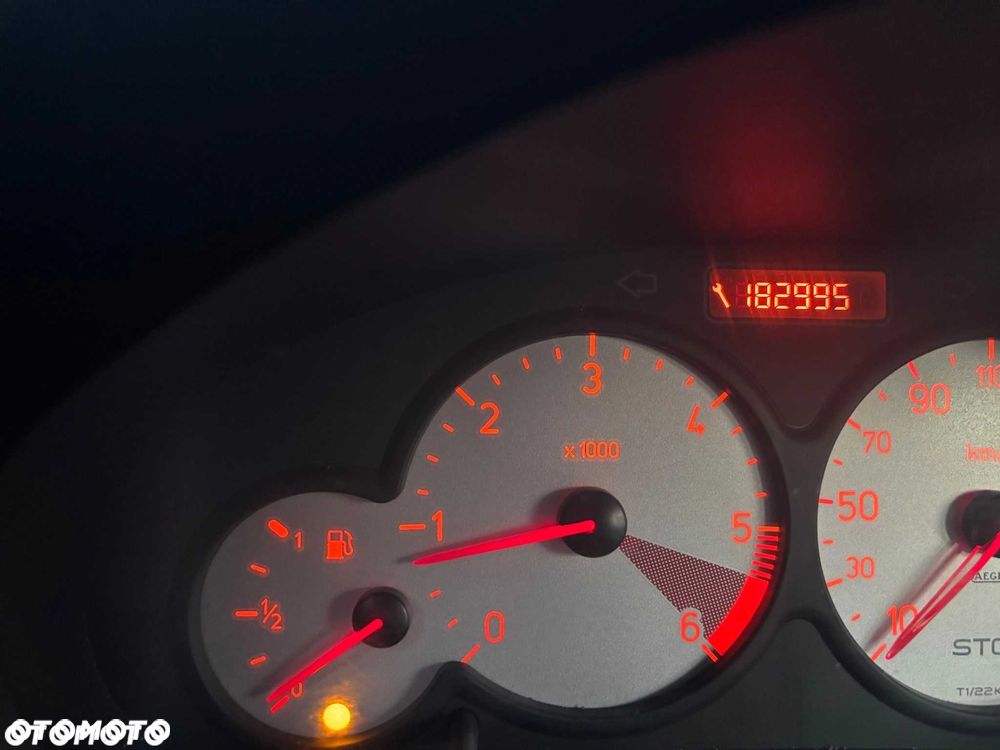 Peugeot 206 - 6