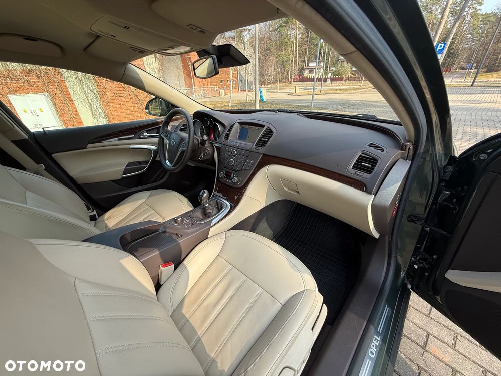 Opel Insignia 2.0 Turbo 4x4 Design Edition - 21
