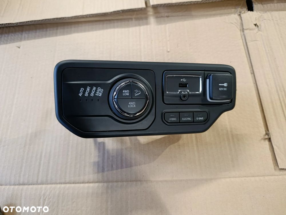 JEEP RENEGADE 4Xe PANEL PRZEŁĄCZNIK NAPĘDU 7357378960 07357049620 - 1