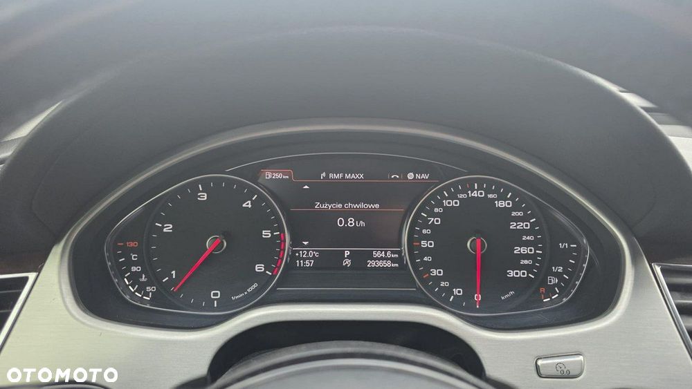 Audi A8 - 11