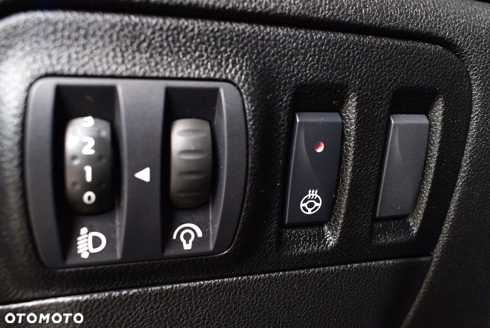 Renault Megane 1.3 TCe FAP Intens EDC - 24