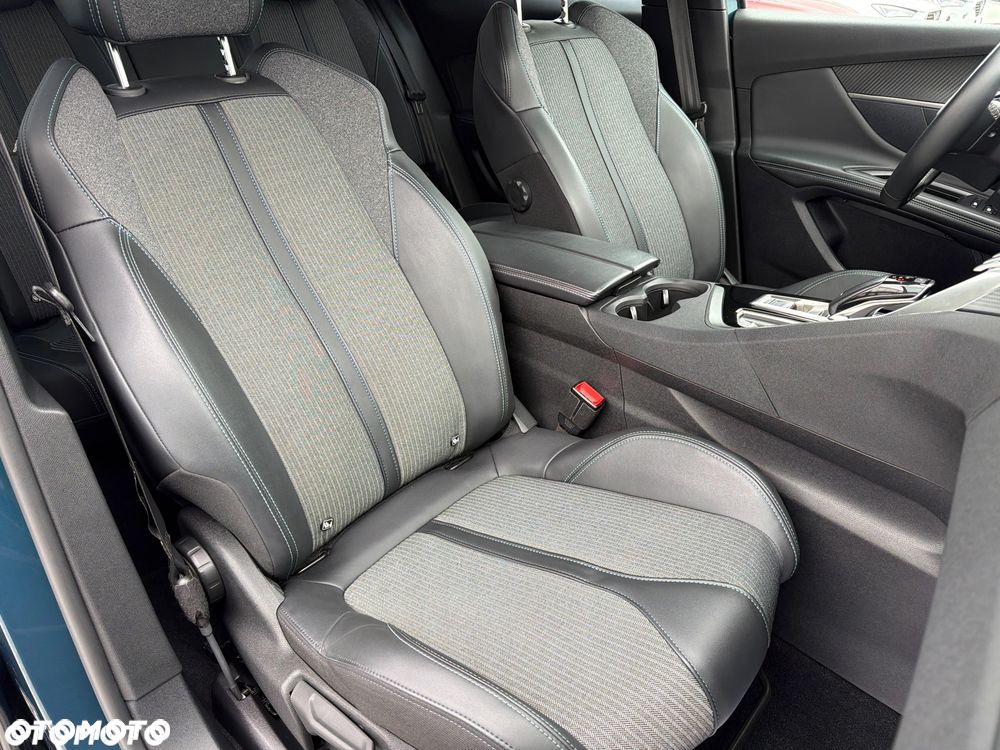 Peugeot 3008 BlueHDi 130 Stop & Start EAT8 Allure - 36