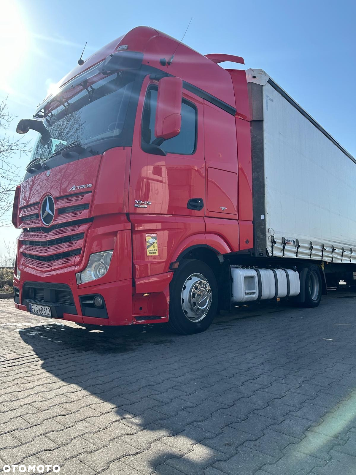 Mercedes-Benz Actros - 2