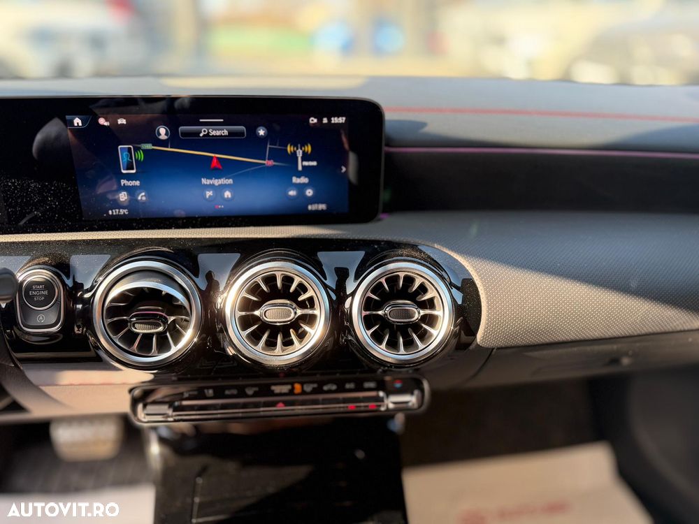 Mercedes-Benz CLA - 16