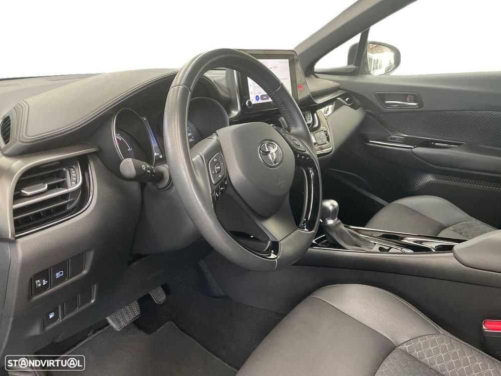Toyota C-HR - 12