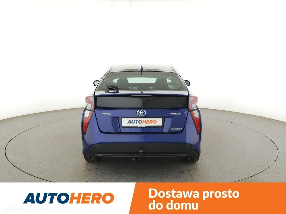Toyota Prius 1.8 Hybrid Premium - 6