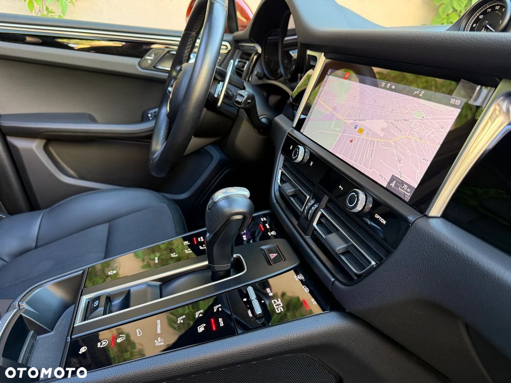 Porsche Macan Standard - 27