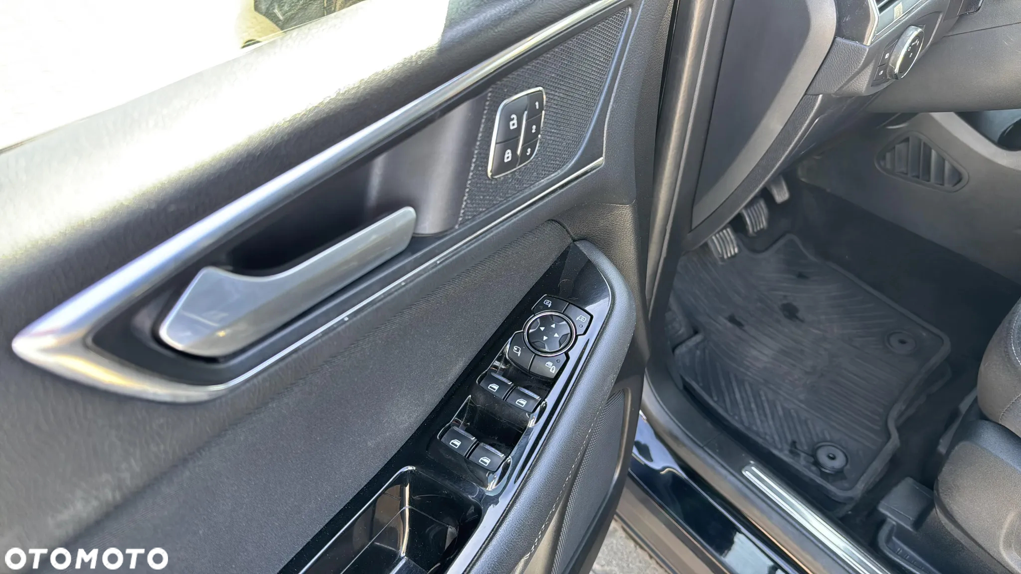 Ford Galaxy 2.0 EcoBlue Titanium - 12