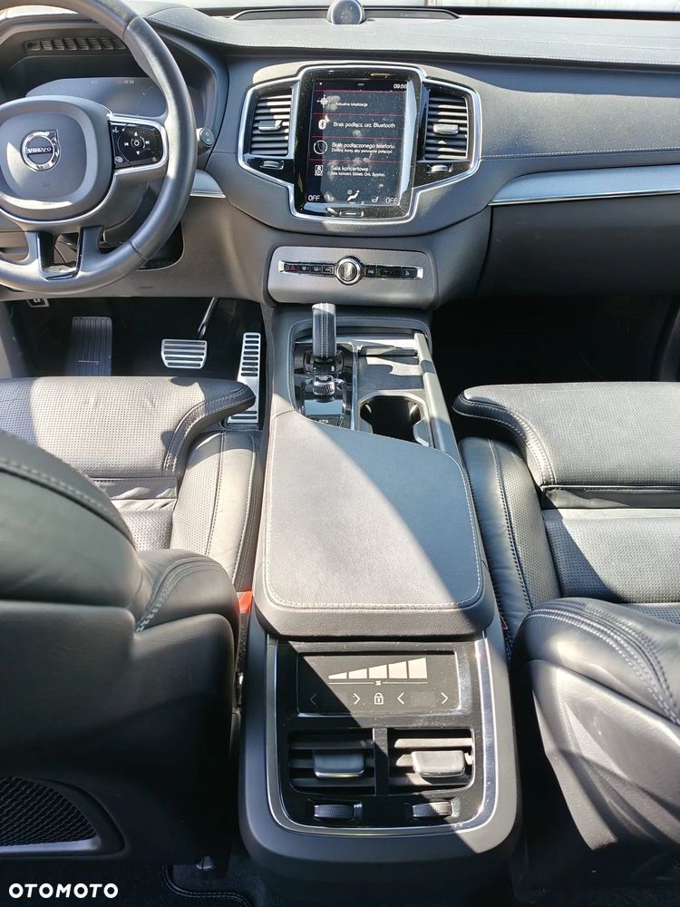 Volvo XC 90 B5 D AWD Plus Dark - 26
