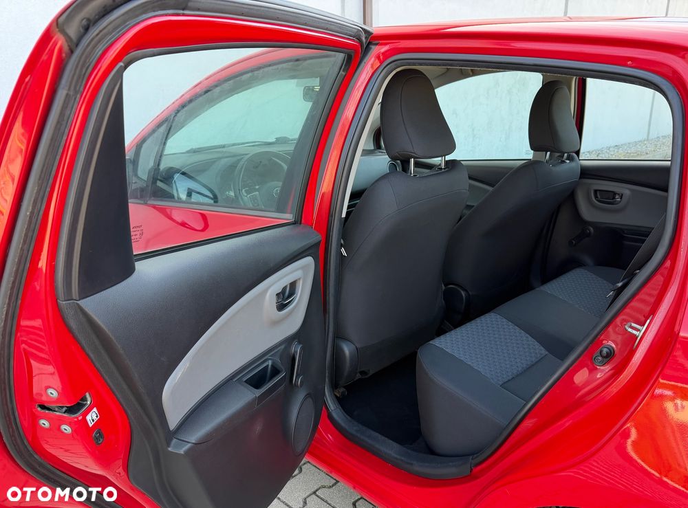 Toyota Yaris 1.33 Life EU6 - 17