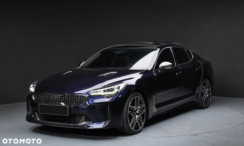 Kia Stinger - 2