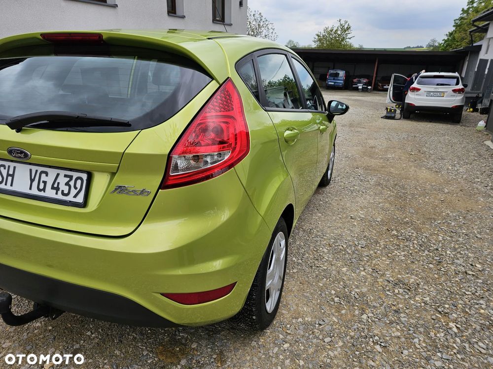 Ford Fiesta - 26