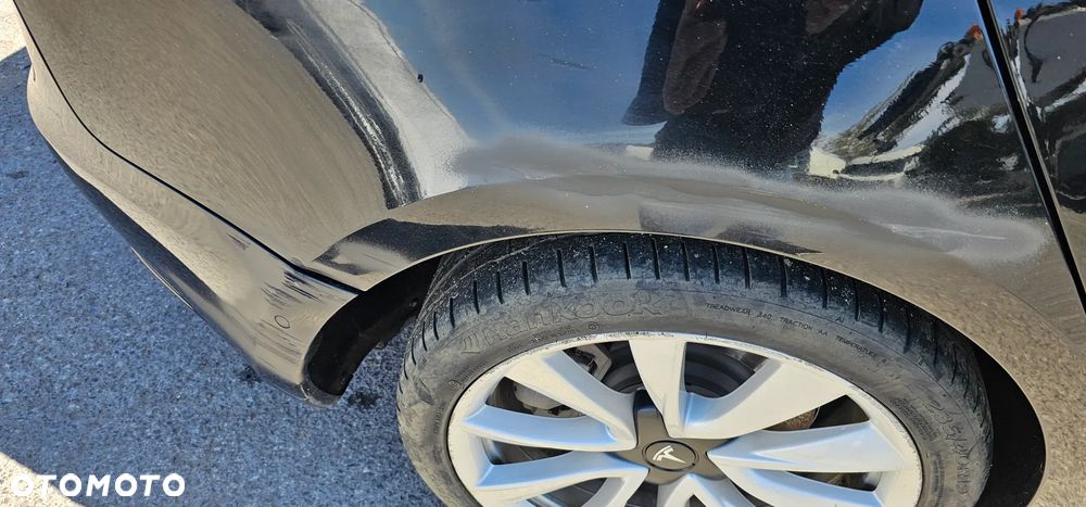 Tesla Model 3 Standard Reichweite Plus Hinterradantrieb - 2