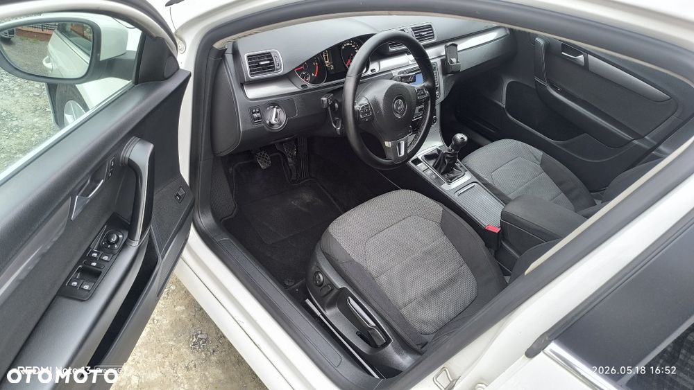 Volkswagen Passat - 7