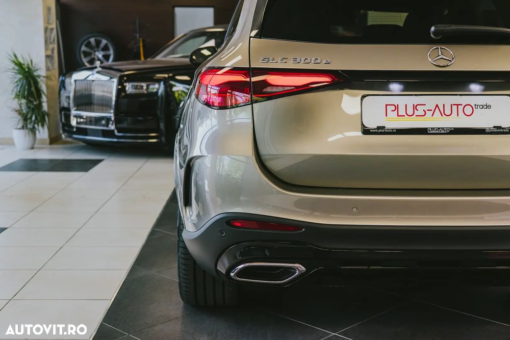 Mercedes-Benz GLC 300 e 4MATIC - 9
