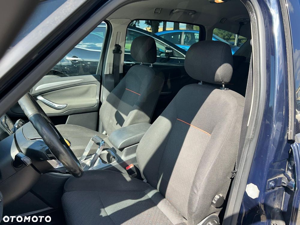 Ford S-Max 2.0 TDCi DPF Trend - 9