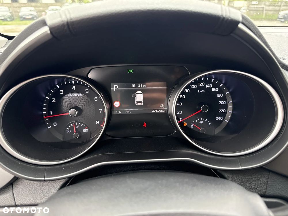 Kia Ceed 1.5 T-GDI M DCT - 14