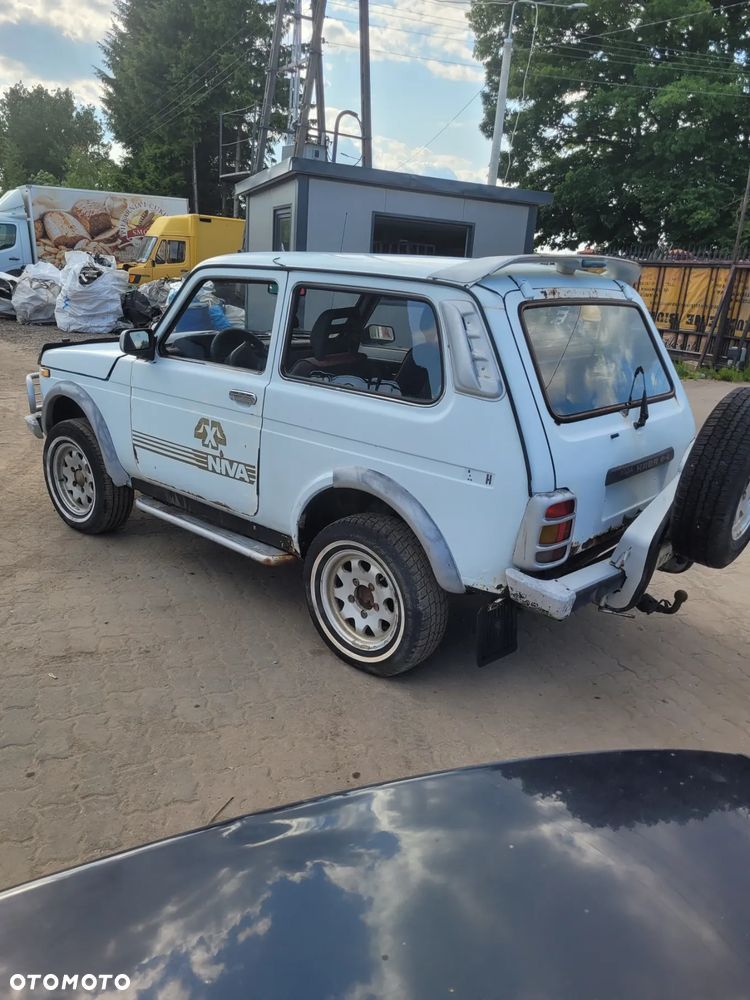 LADA NIVA 4X4 maska zderzak lampa grill błotnik drzwi zbiornik paliwa szyba lusterko klamka klapa cwiartka przód przednie - 4
