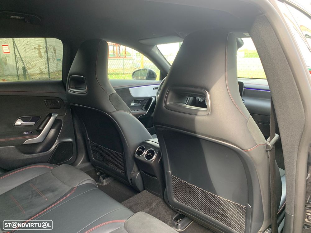 Mercedes-Benz CLA 200 d Shooting Brake AMG Line Aut. - 41