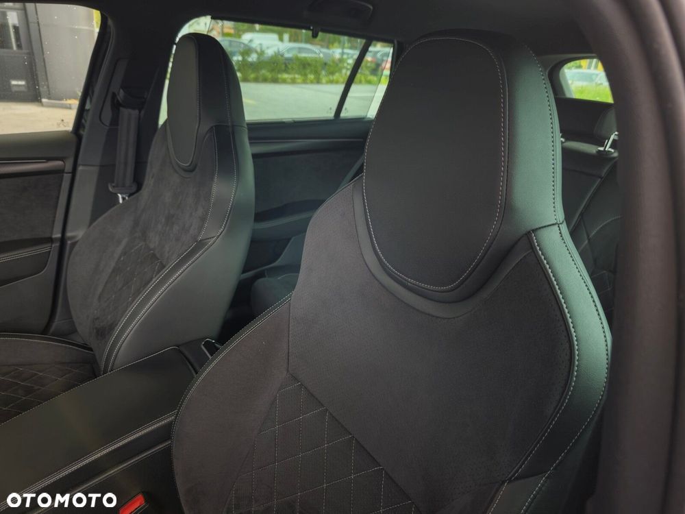 Skoda Superb 2.0 TDI SCR 4x4 Sportline DSG - 27