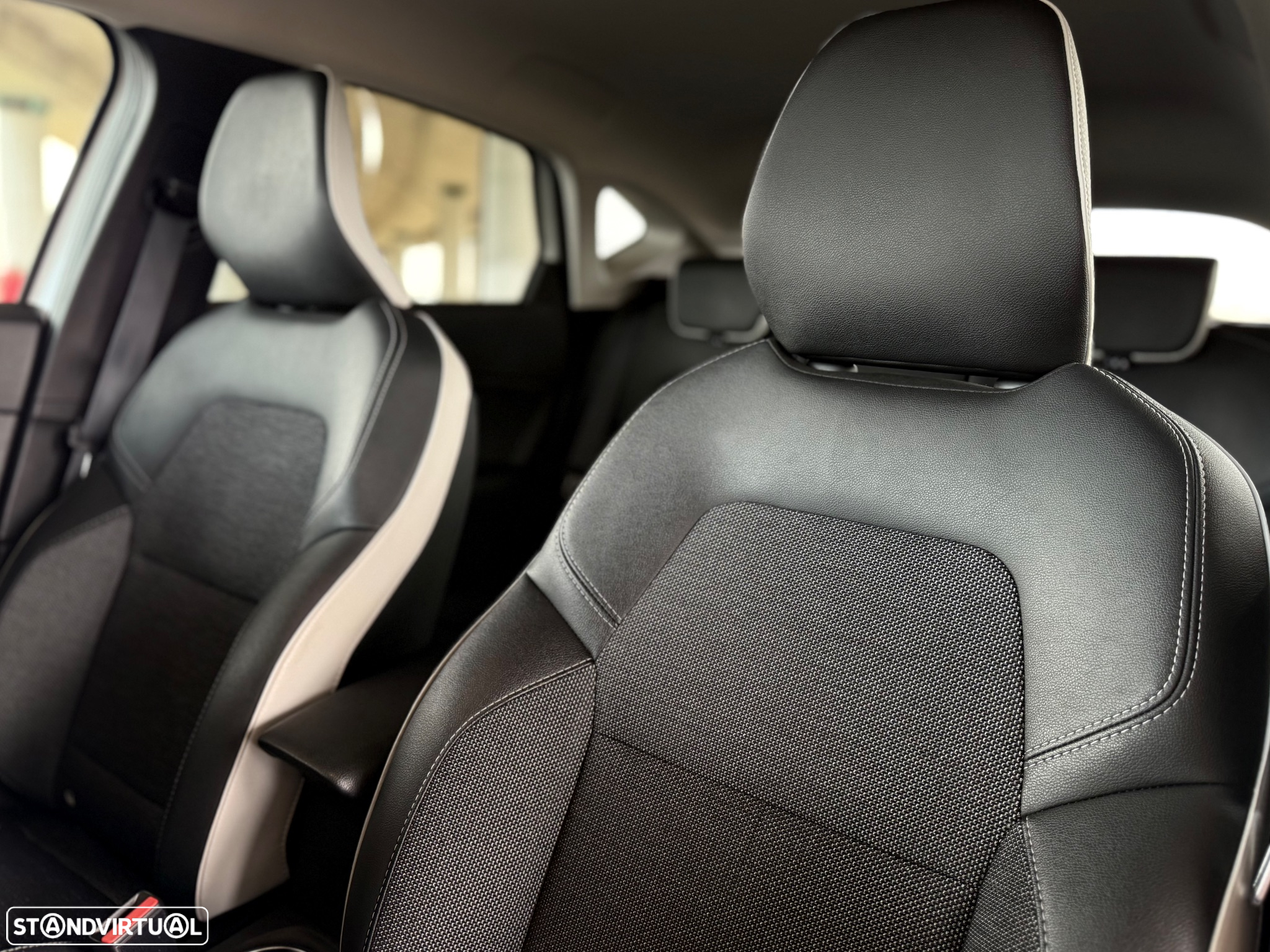 Renault Captur 1.0 TCe Exclusive Bi-Fuel - 7